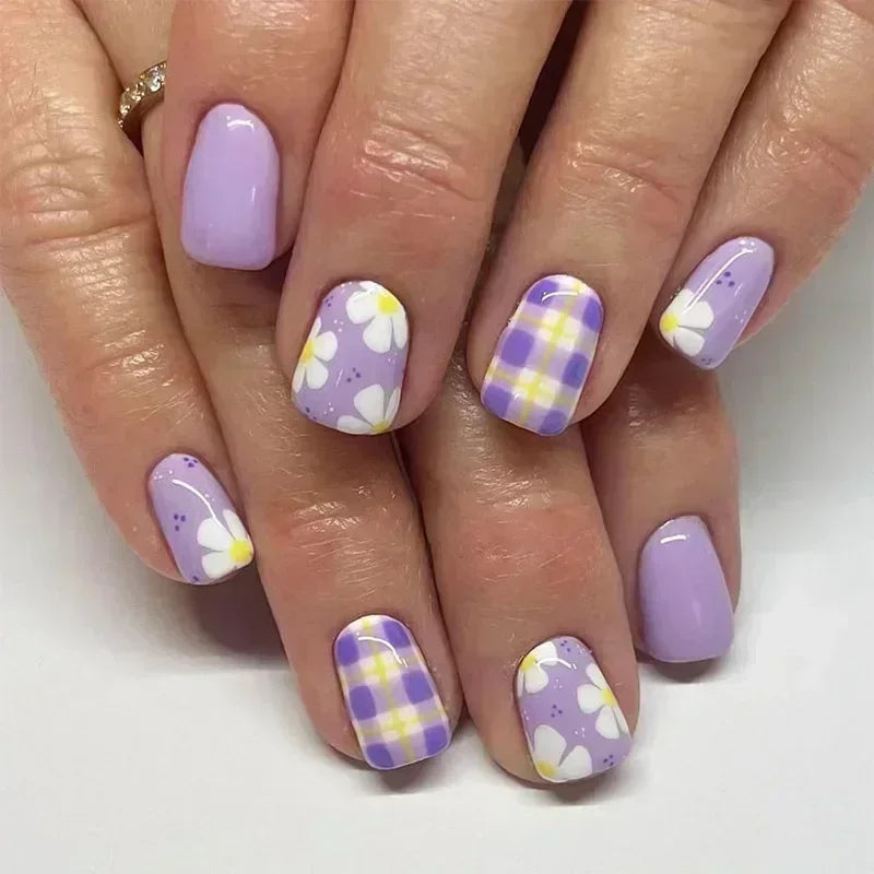 24 Pcs Cute Mini Flower Press On Nails