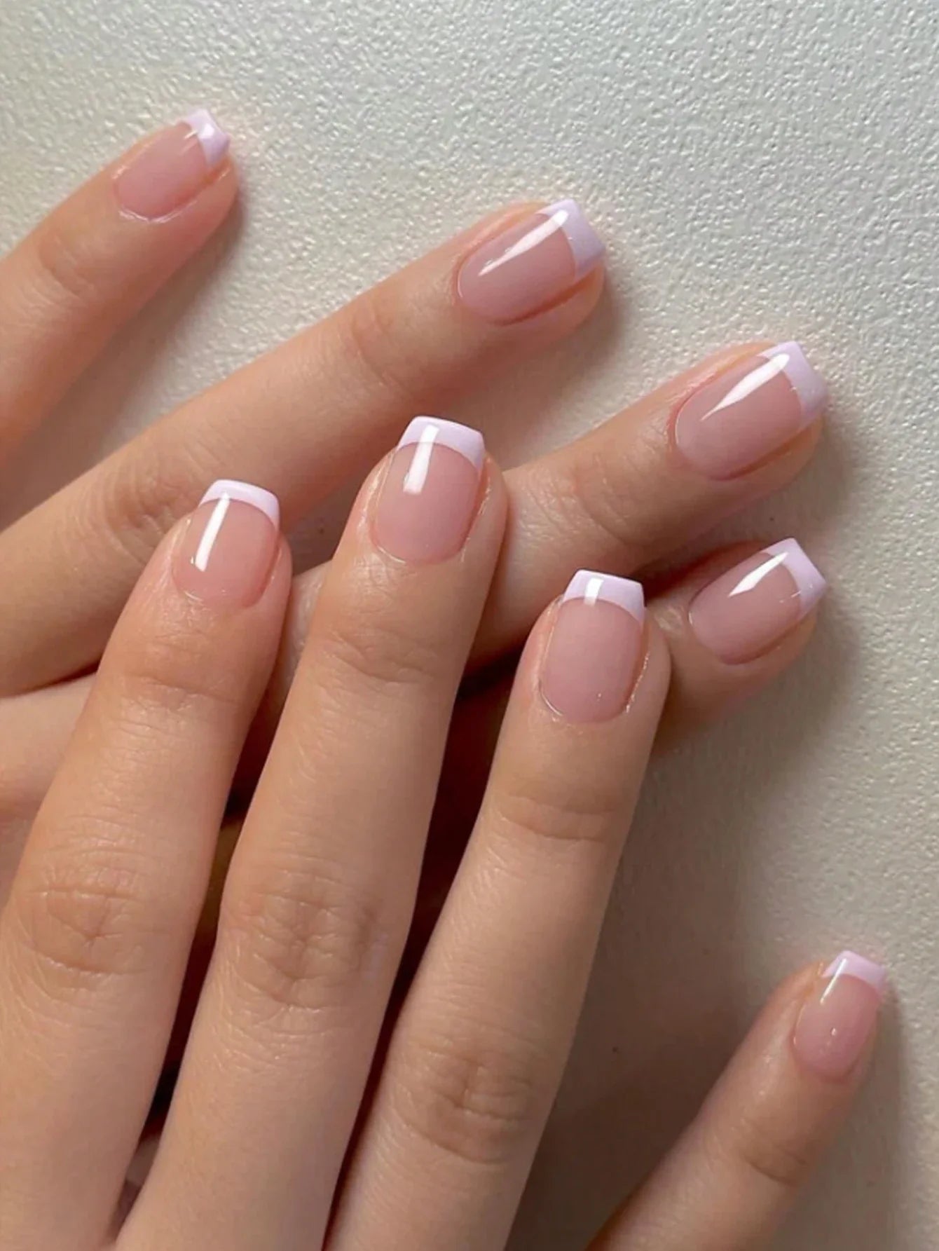 ARTAUG 24PCS Medium White Square Press On Nails