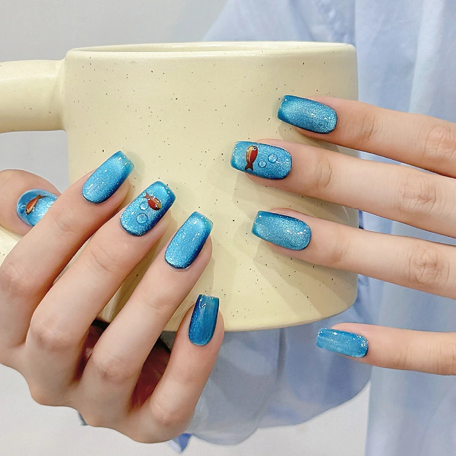 Cat's Eye Press On Nails