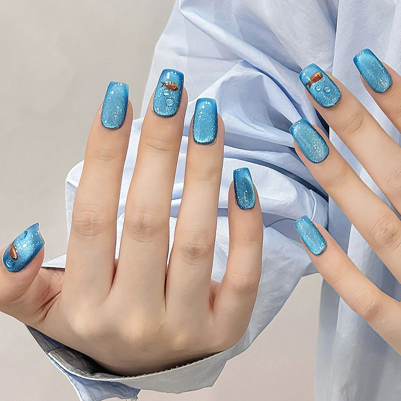 Cat's Eye Press On Nails