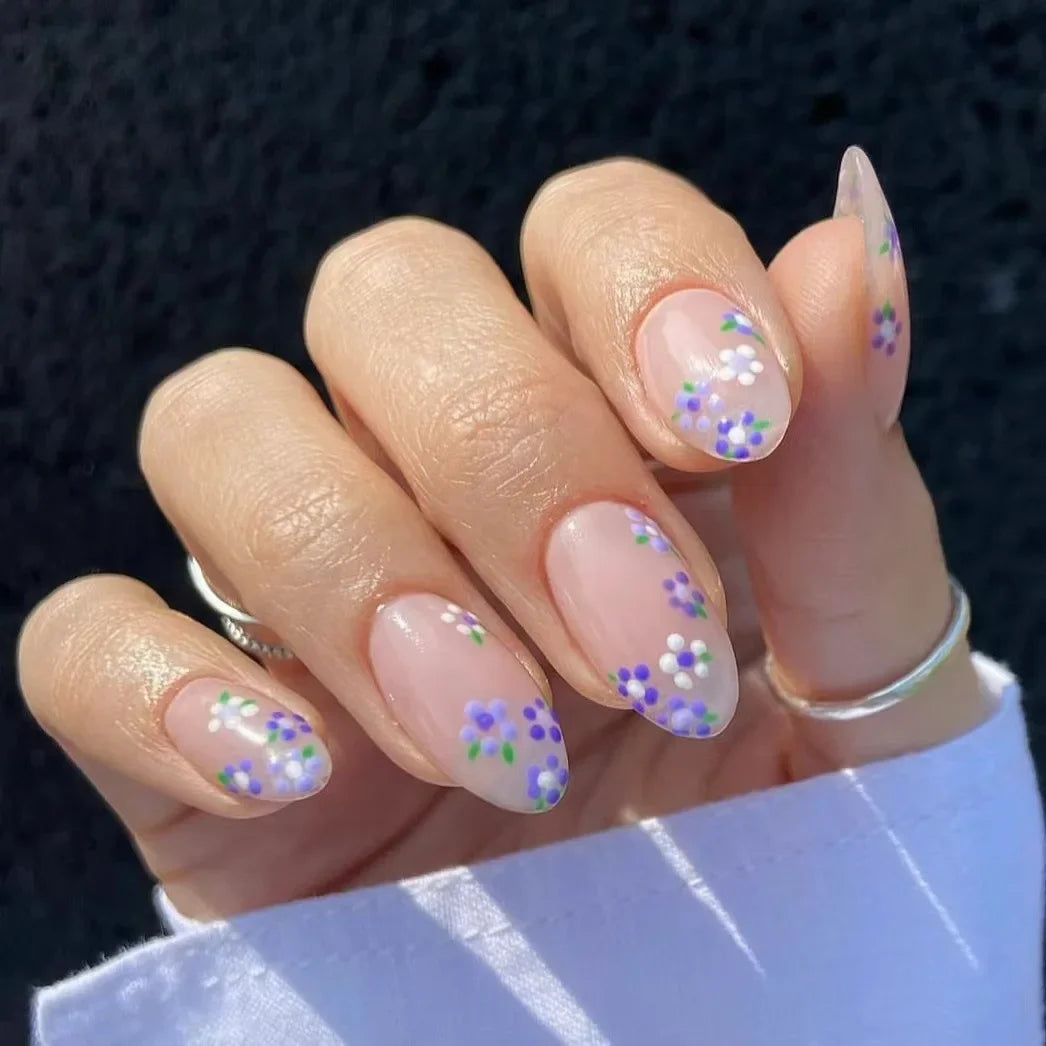 Floral Almond Press-On Nails Set