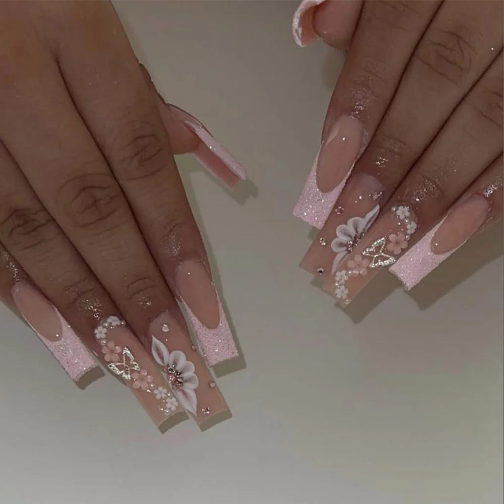 Glamorous Rhinestone-Studded Press-On Nails