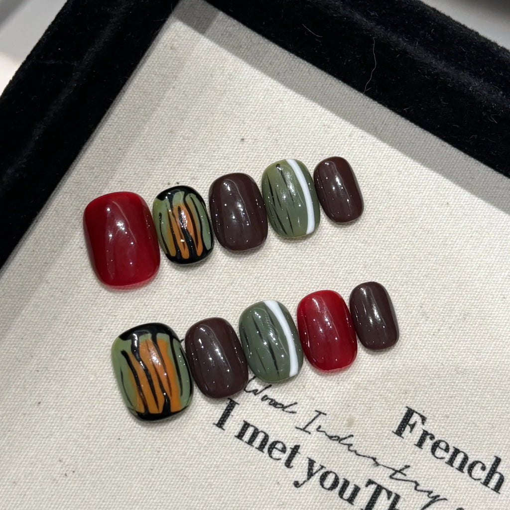 Handmade Cute Short Round Press On Nails