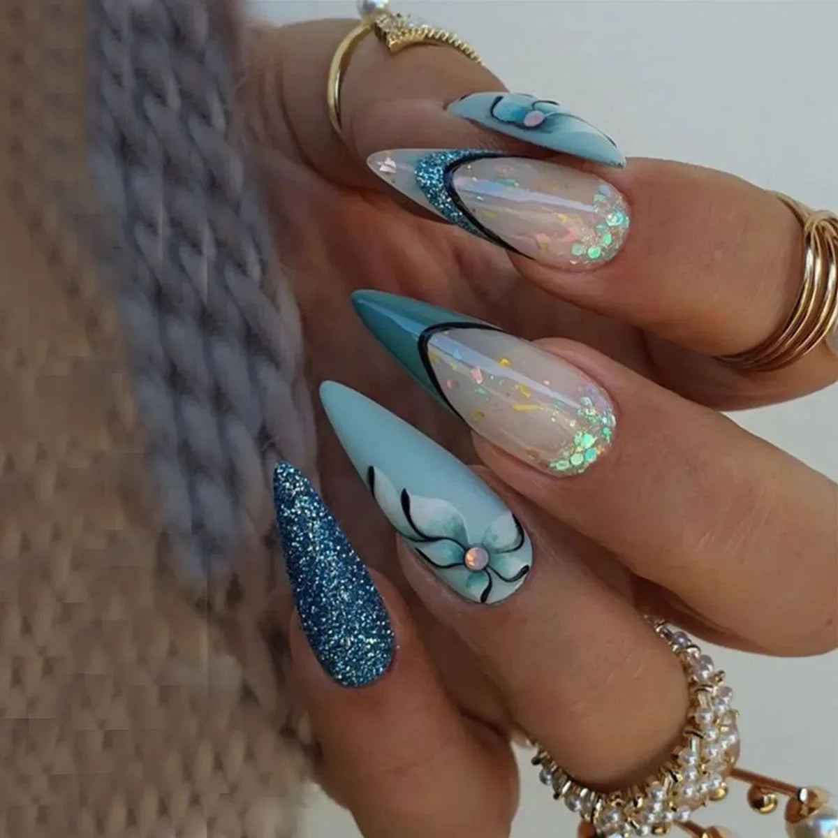 Chic Almond Press-On Nails