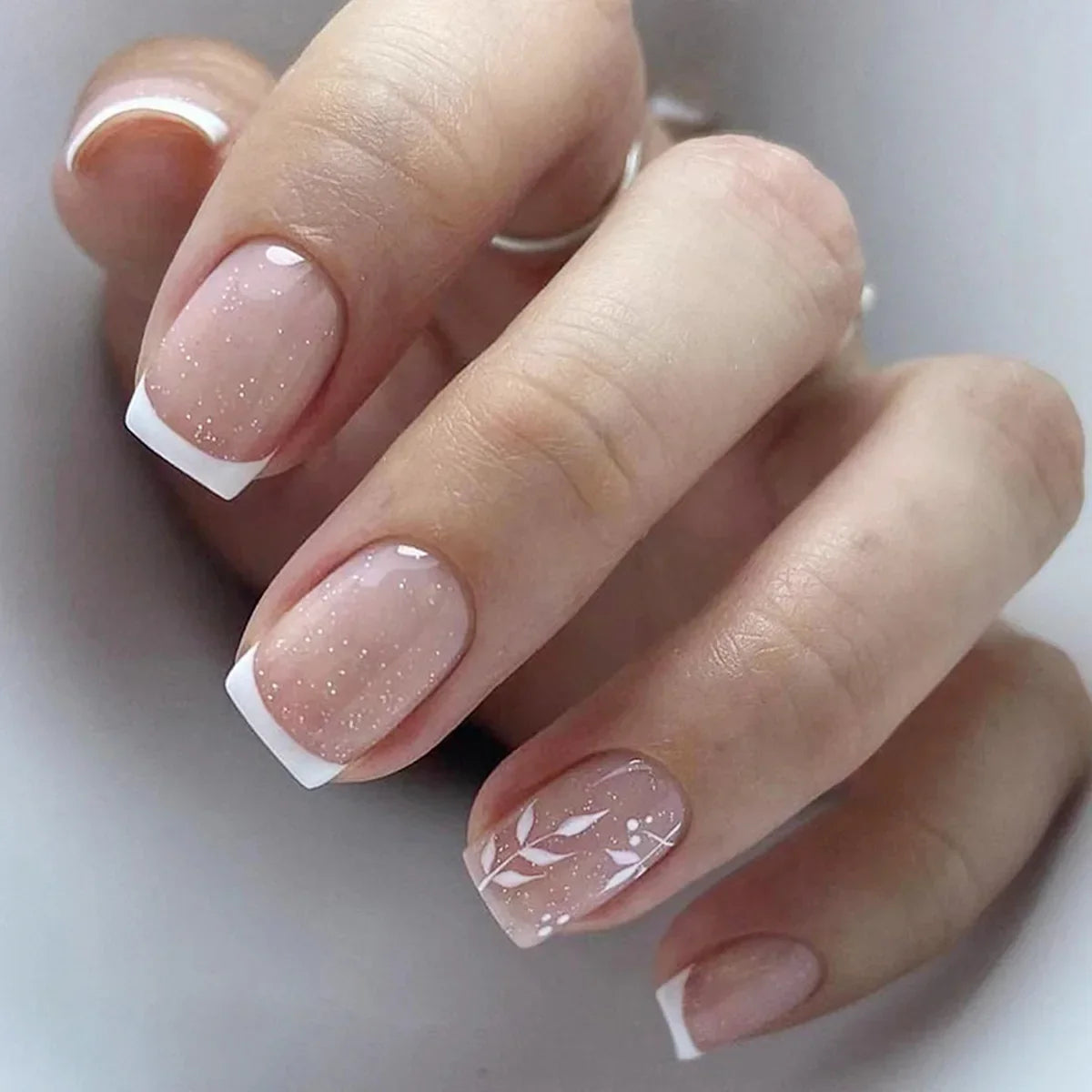 Floral Almond Press-On Nails Set